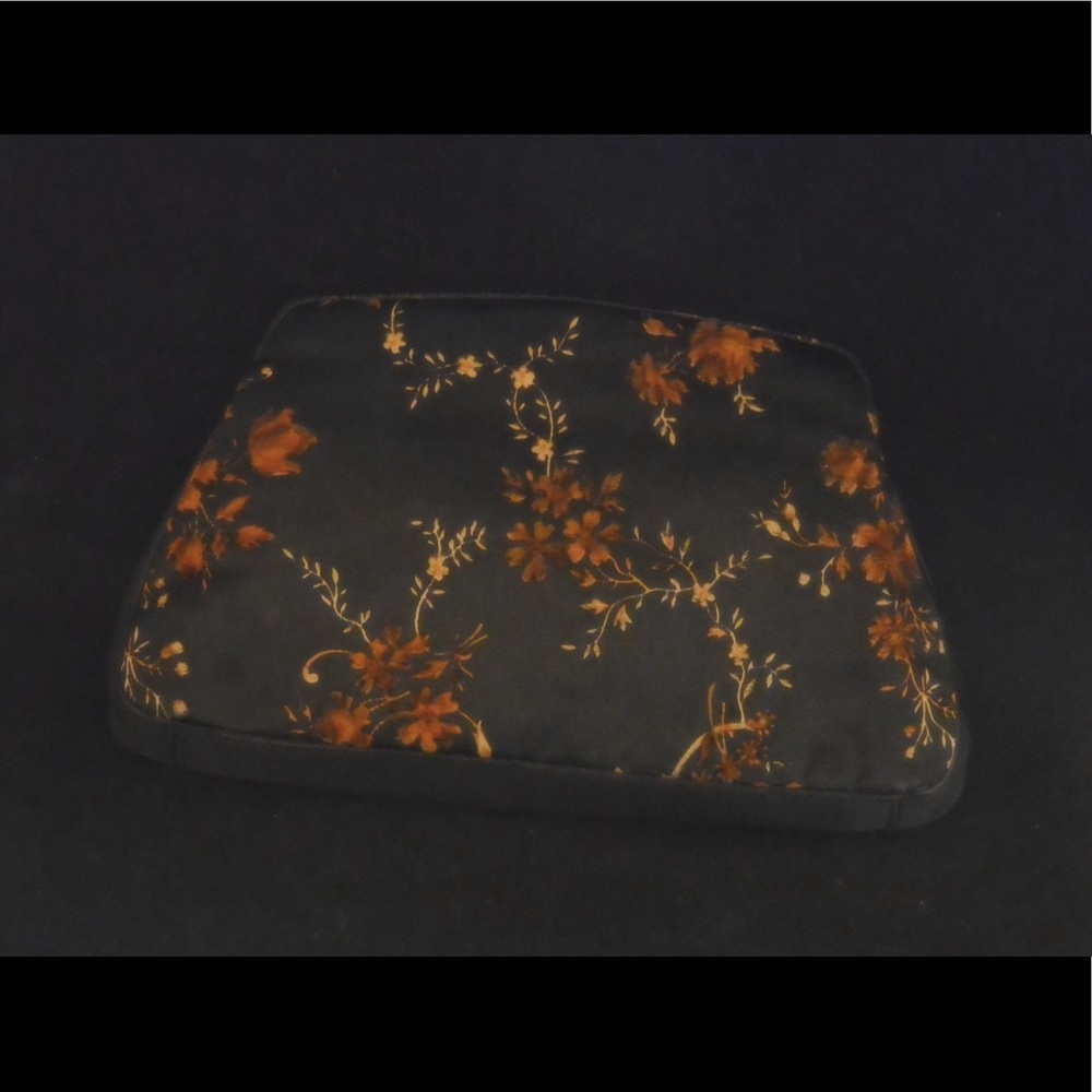 Vintage Elegant Mel Ton mid century clutch bag